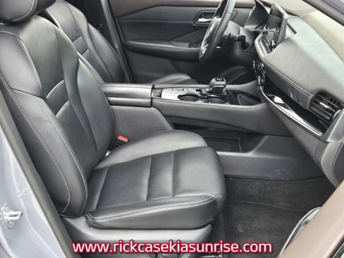 Used 2023 Nissan Rogue SL w/ SL Premium Package FWD image 15