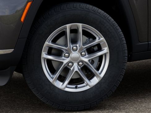New 2026 Jeep Grand Cherokee L 4WD image 18