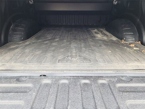 Used 2022 Ford F250 Lariat w/ Lariat Value Package image 22