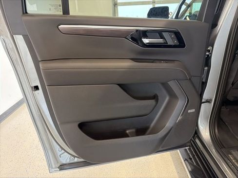 New 2026 Chevrolet Suburban Premier AWD/4WD image 55