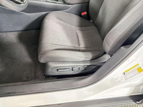 Certified 2023 Honda Accord EX image 14