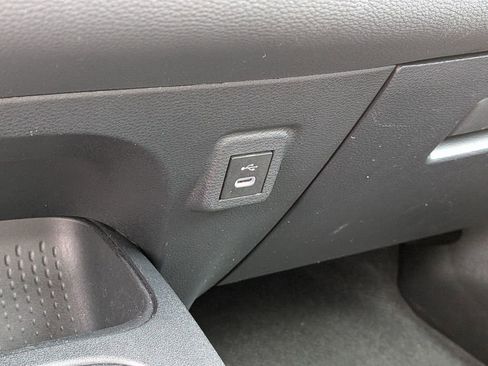 Used 2023 Toyota Corolla LE image 30