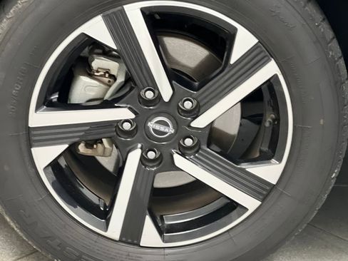 Used 2024 Nissan Sentra SV image 58