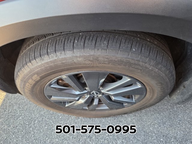 Used 2023 Nissan Pathfinder SV AWD/4WD image 7