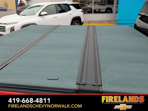 Used 2018 Toyota Tacoma TRD Sport image 16