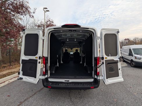 New 2026 Ford Transit 250 148 Medium Roof w/ Load Area Protection Package image 9