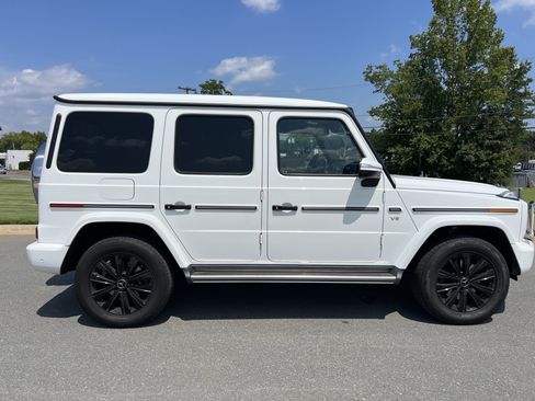 Used 2022 Mercedes-Benz G 550 image 10