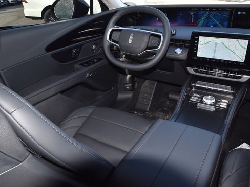 New 2026 Lincoln Nautilus Premier w/ Equipment Group 102A image 15