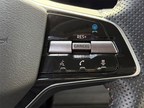 Used 2023 Nissan Ariya FWD image 25