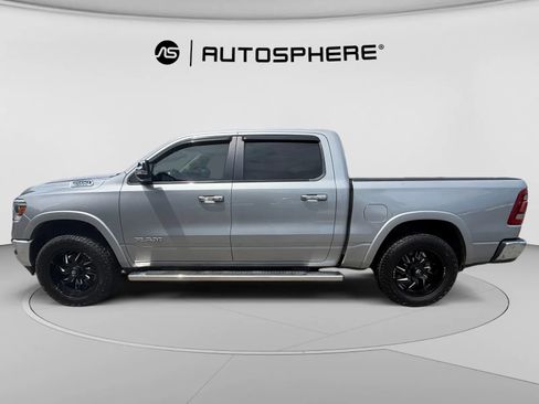 Used 2019 RAM 1500 Laramie AWD/4WD image 5