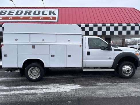 Used 2014 Ford F450 XL w/ Snow Plow Prep Package image 8