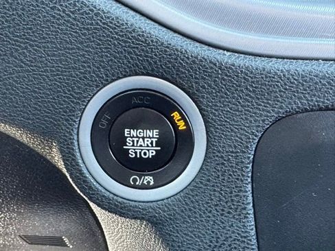 Used 2023 Dodge Charger SXT image 24