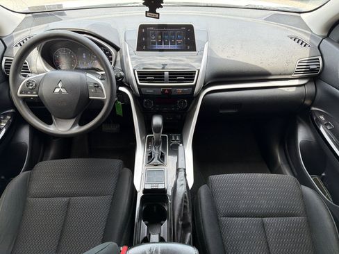 Used 2020 Mitsubishi Eclipse Cross SE FWD image 19