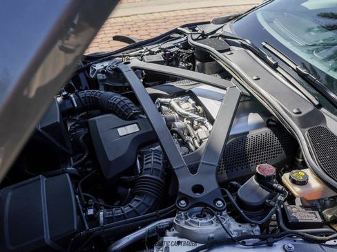 Used 2020 Aston Martin DB11 Volante image 24