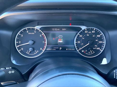 Used 2024 Nissan Rogue SV image 25