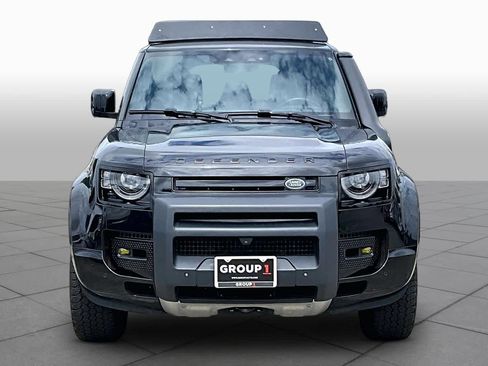 Used 2022 Land Rover Defender 110 X-Dynamic SE AWD/4WD image 4