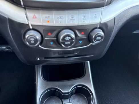 Used 2019 Dodge Journey GT AWD/4WD image 36