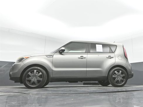 Used 2015 Kia Soul image 34