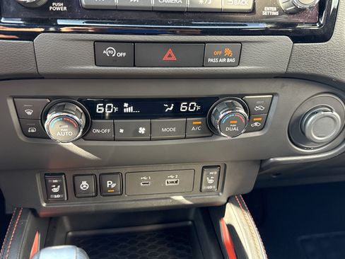 Certified 2024 Nissan Frontier PRO-4X w/ Pro Premium Package AWD/4WD image 8