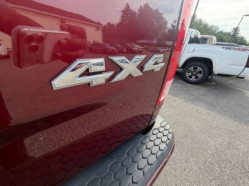 Used 2019 RAM 1500 Express AWD/4WD image 11