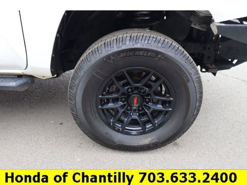 Used 2017 Toyota Tacoma SR w/ Tow Package image 26