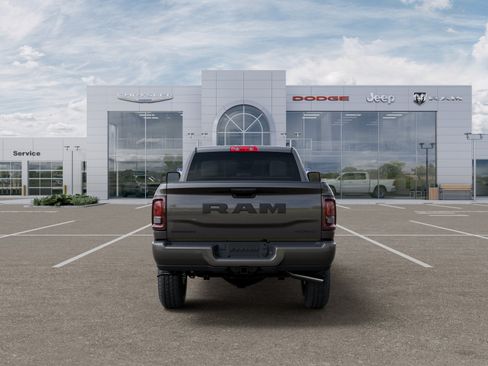 New 2026 RAM 2500 Big Horn AWD/4WD image 22