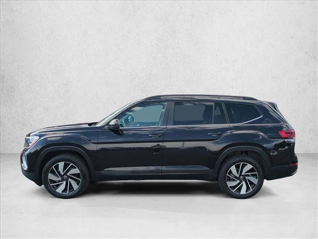 Used 2025 Volkswagen Atlas SE AWD/4WD image 9