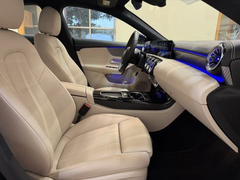 Certified 2025 Mercedes-Benz CLA 250 image 15