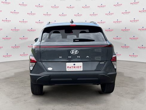 New 2025 Hyundai Kona SEL image 5