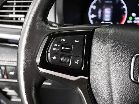 Certified 2025 Honda Odyssey Elite image 16