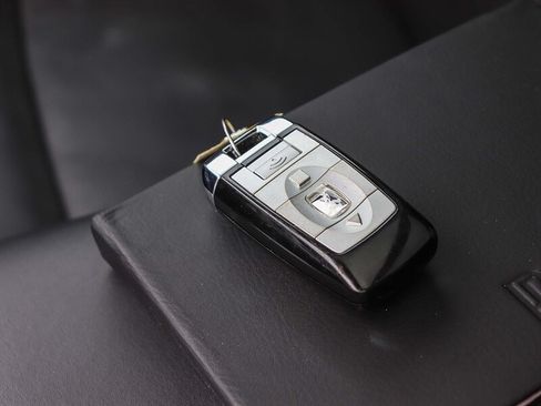 Used 2012 Rolls-Royce Ghost RWD image 51