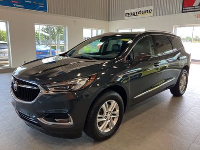 Used 2018 Buick Enclave Essence