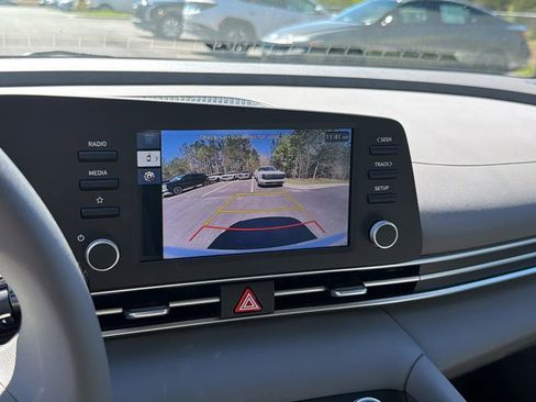 New 2026 Hyundai Elantra SE image 24