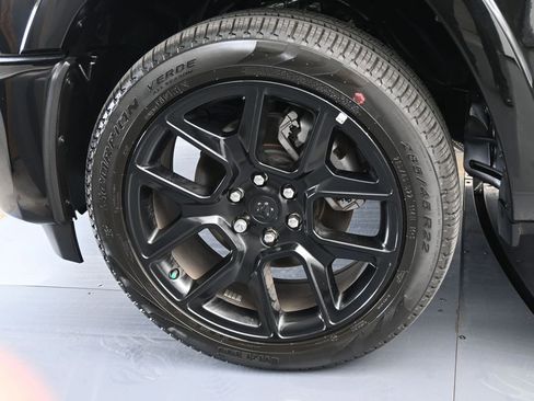 Used 2025 RAM 1500 Laramie w/ Night Edition image 32