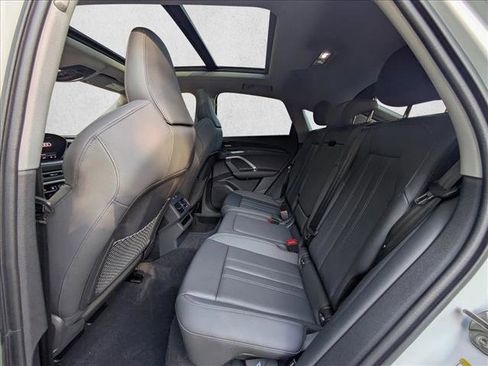 New 2025 Audi Q5 Premium Plus image 19