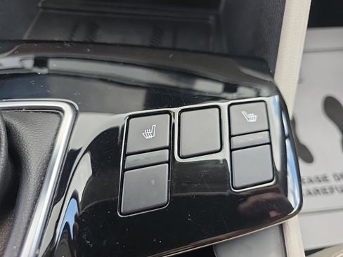 Used 2023 Kia Sportage EX FWD image 22