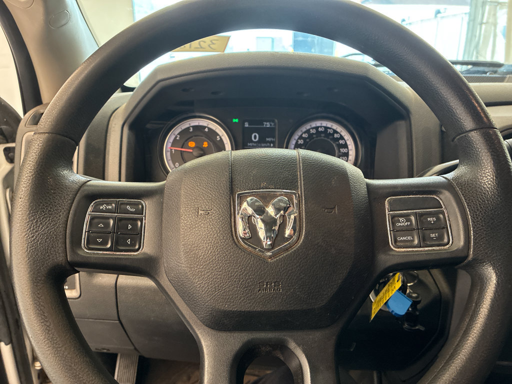 Used 2018 RAM 2500 Tradesman w/ Chrome Appearance Group AWD/4WD image 11
