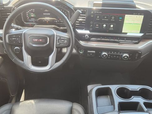 Used 2025 GMC Sierra 1500 SLT RWD image 27