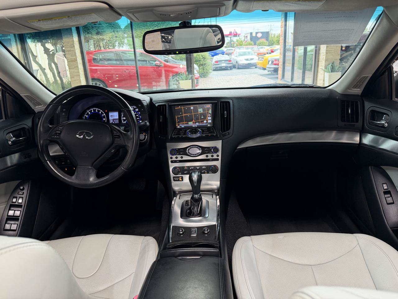 Used 2014 INFINITI Q60 Convertible w/ Premium Package RWD image 17