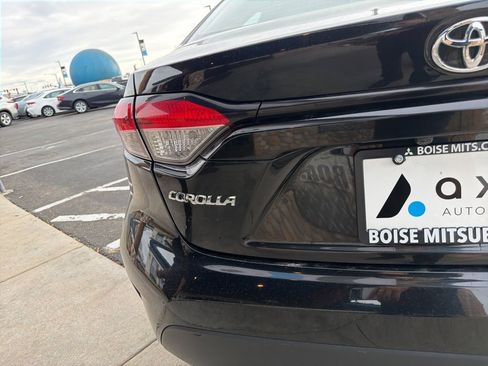 Used 2021 Toyota Corolla LE image 7
