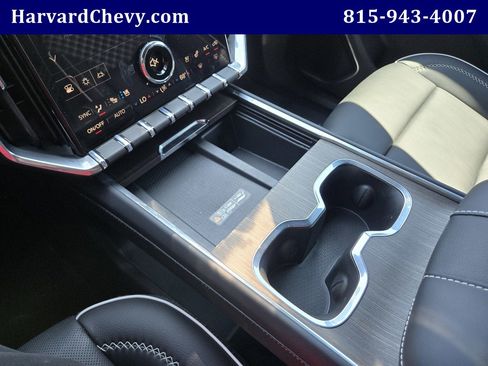Certified 2026 GMC Acadia Denali w/ Super Cruise Package AWD/4WD image 10