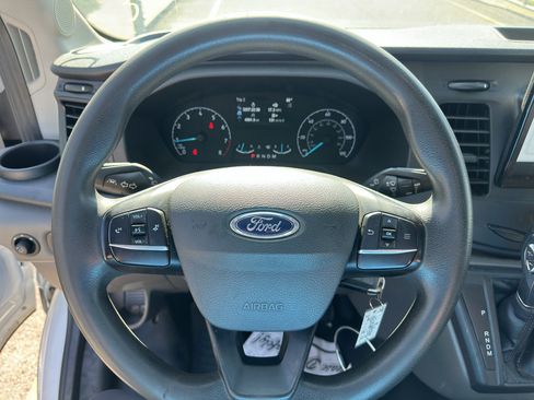 Used 2023 Ford Transit 250 Medium Roof RWD image 20