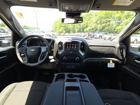 New 2026 Chevrolet Silverado 2500 Custom w/ Custom Value Package AWD/4WD image 29