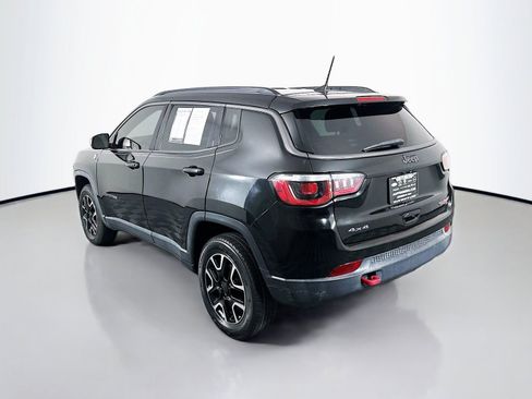 Used 2019 Jeep Compass Trailhawk AWD/4WD image 5