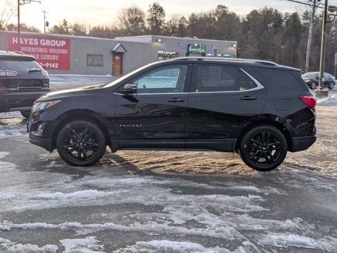 Used 2021 Chevrolet Equinox LT image 8