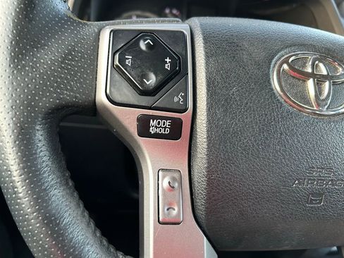 Used 2021 Toyota 4Runner Limited AWD/4WD image 21