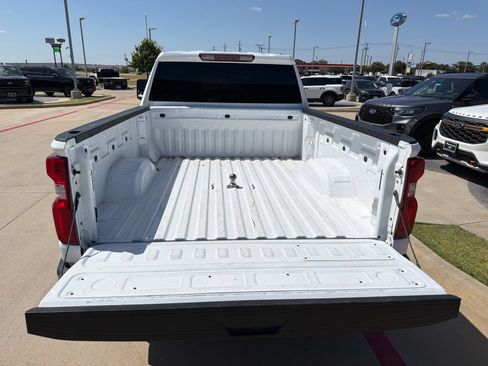 Used 2024 Chevrolet Silverado 2500 LTZ w/ LTZ Convenience Package AWD/4WD image 12