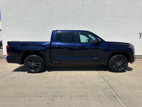 Used 2023 Toyota Tundra Platinum w/ Advanced Package AWD/4WD image 8