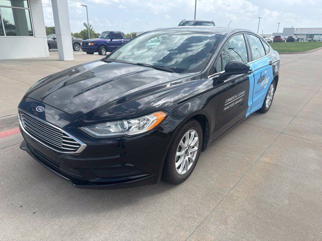 Used 2018 Ford Fusion S FWD image 2