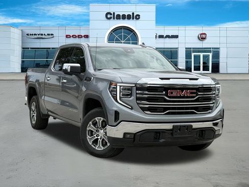 Used 2025 GMC Sierra 1500 SLT AWD/4WD image 1